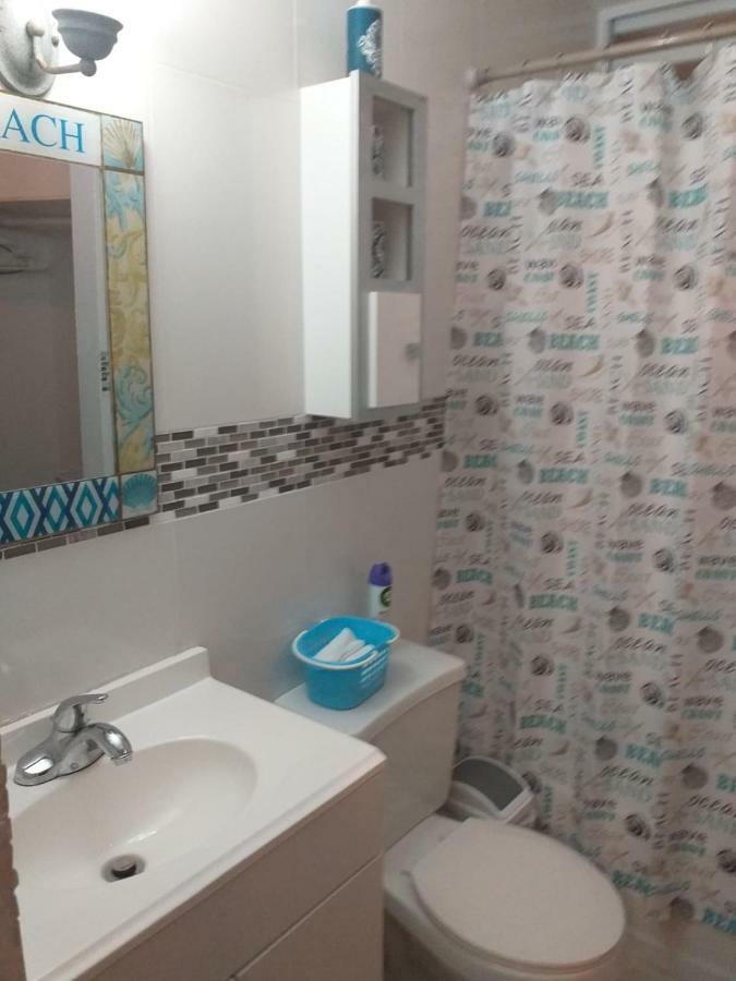 Beach Front Apt 4 At Isla Verde Tower *